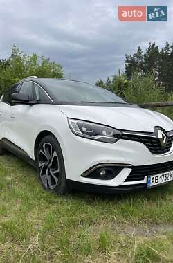 Минивэн Renault Grand Scenic 2016 в 