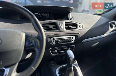 Минивэн Renault Grand Scenic 2014 в 