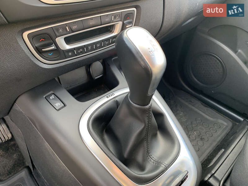 Минивэн Renault Grand Scenic 2015 в Ирпене