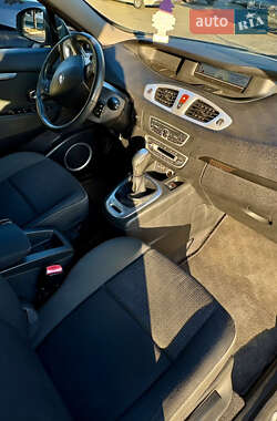 Мінівен Renault Grand Scenic 2009 в 