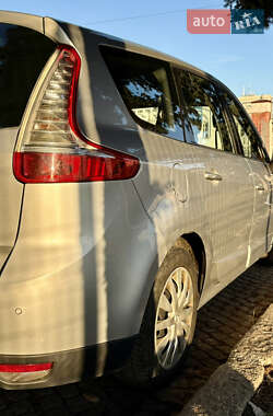 Мінівен Renault Grand Scenic 2009 в 