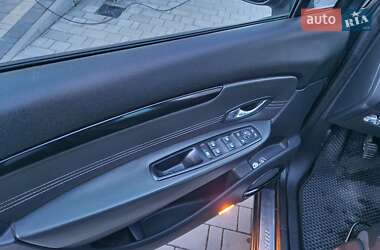 Минивэн Renault Grand Scenic 2011 в 