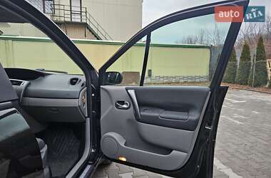 Минивэн Renault Grand Scenic 2006 в 