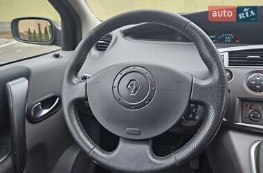 Минивэн Renault Grand Scenic 2006 в 
