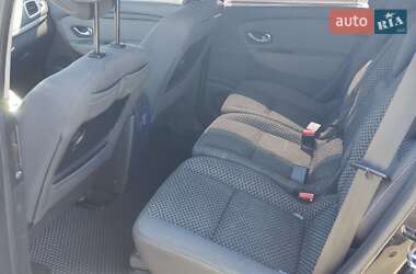 Минивэн Renault Grand Scenic 2011 в 