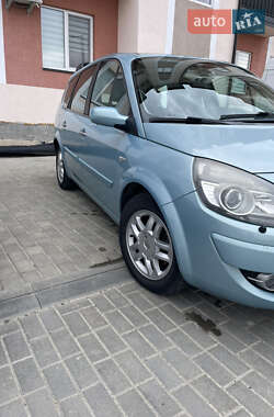 Минивэн Renault Grand Scenic 2008 в 