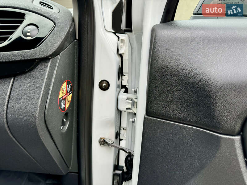 Мінівен Renault Grand Scenic 2013 в Луцьку