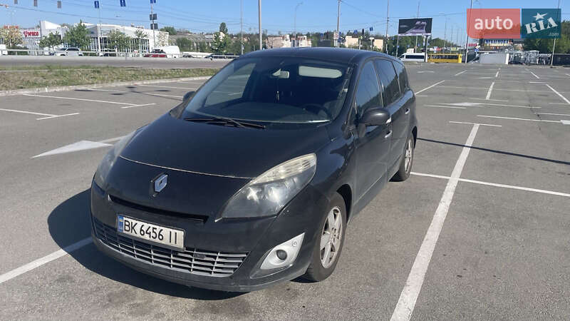 Renault Grand Scenic 2010