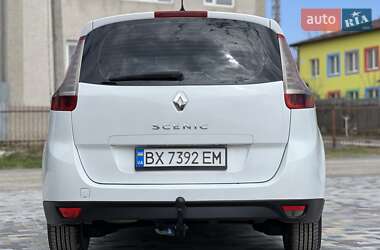 Минивэн Renault Grand Scenic 2009 в 