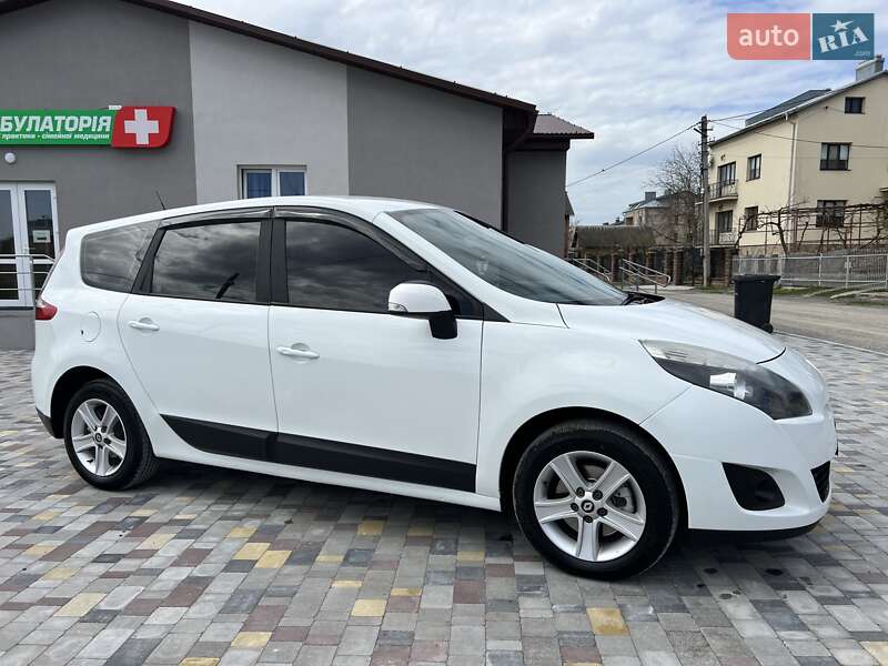 Мінівен Renault Grand Scenic 2009 в Тернополі