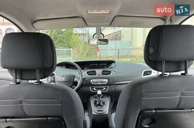 Минивэн Renault Grand Scenic 2009 в 