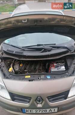 Минивэн Renault Grand Scenic 2008 в 