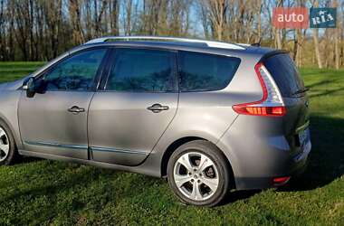 Мінівен Renault Grand Scenic 2012 в 