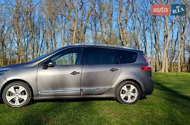 Мінівен Renault Grand Scenic 2012 в 