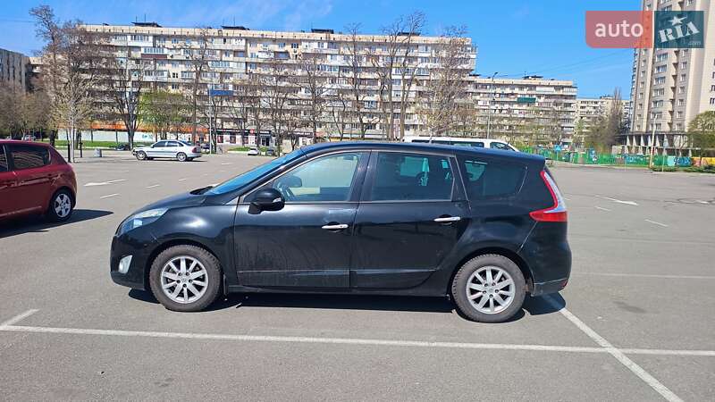Мінівен Renault Grand Scenic 2011 в Києві