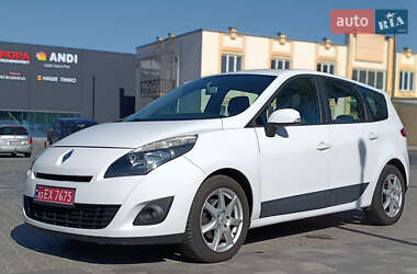 Минивэн Renault Grand Scenic 2011 в 
