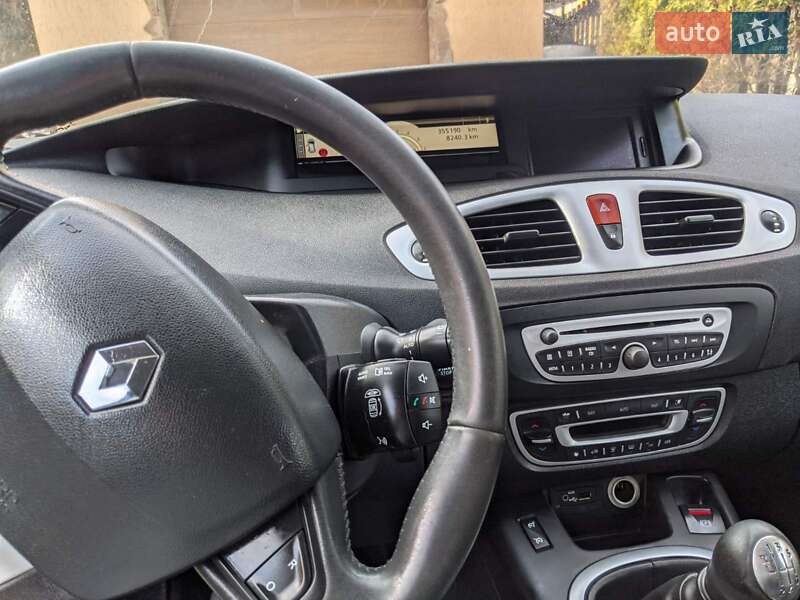 Минивэн Renault Grand Scenic 2010 в Стрые