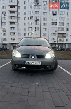 Минивэн Renault Grand Scenic 2005 в 