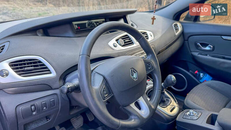 Минивэн Renault Grand Scenic 2009 в Обухове