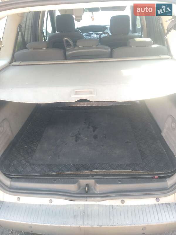 Минивэн Renault Grand Scenic 2006 в Хороле фото 5 Минивэн Renault Grand Scenic 2006 в Хороле