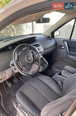 Минивэн Renault Grand Scenic 2006 в 