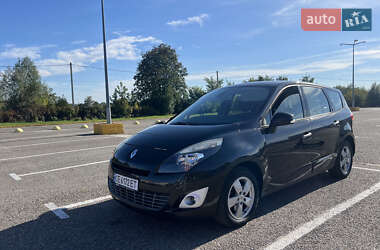Минивэн Renault Grand Scenic 2010 в 