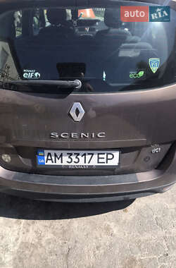 Минивэн Renault Grand Scenic 2009 в 