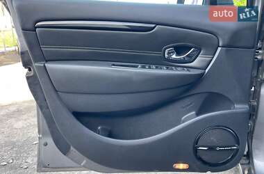 Минивэн Renault Grand Scenic 2012 в 