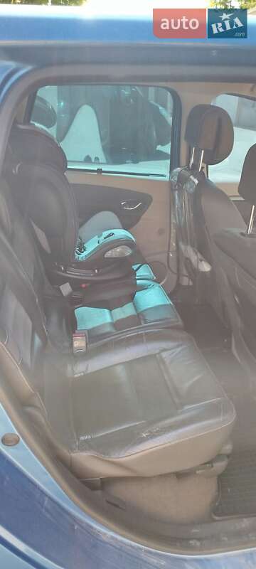 Мінівен Renault Grand Scenic 2012 в Чернівцях