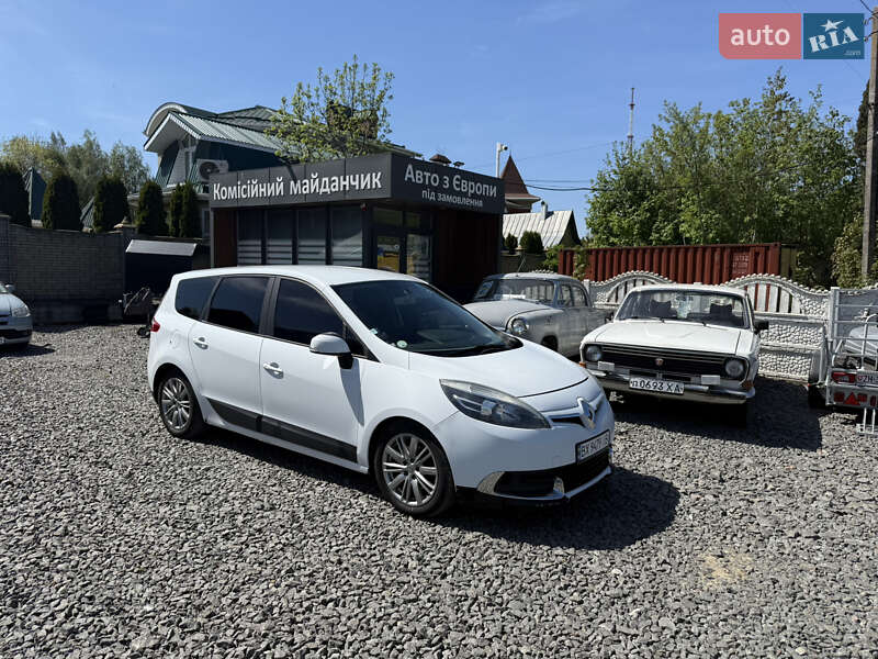 Renault Grand Scenic 2012