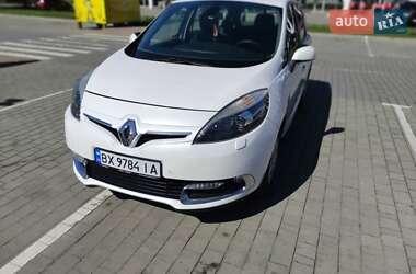 Минивэн Renault Grand Scenic 2012 в 