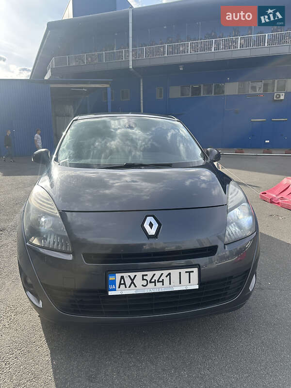 Минивэн Renault Grand Scenic 2009 в Киеве