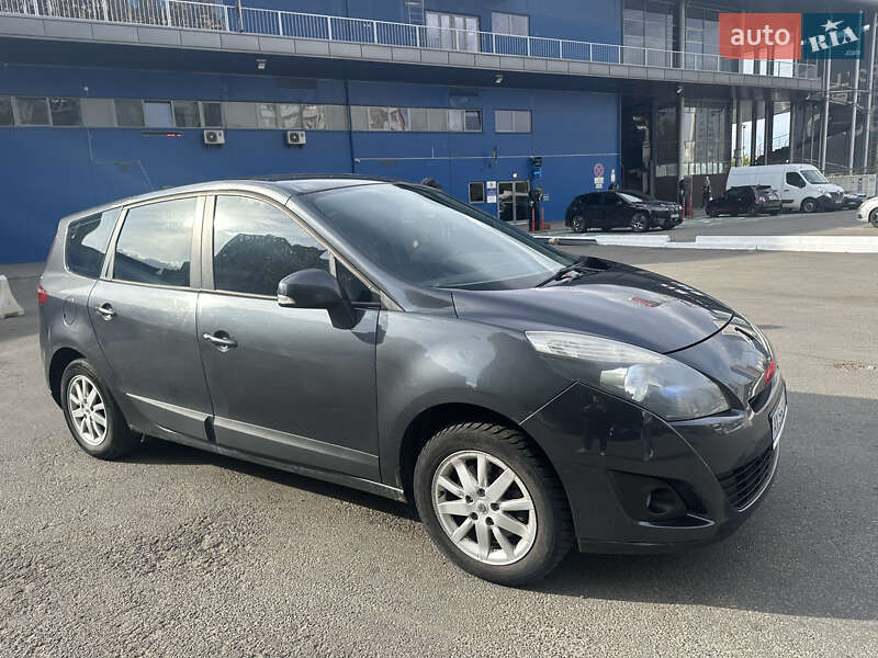 Минивэн Renault Grand Scenic 2009 в Киеве