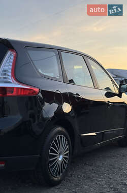 Мінівен Renault Grand Scenic 2013 в 