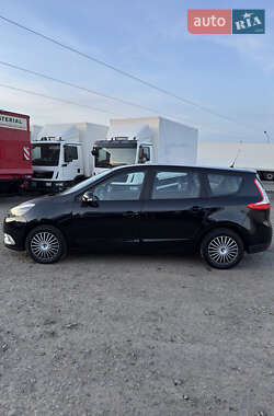 Мінівен Renault Grand Scenic 2013 в 