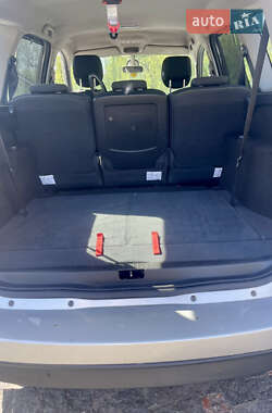 Минивэн Renault Grand Scenic 2011 в 