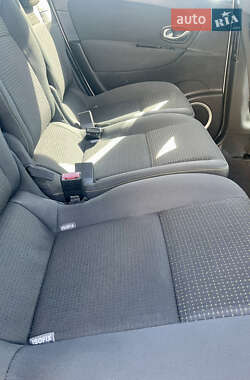 Минивэн Renault Grand Scenic 2011 в 
