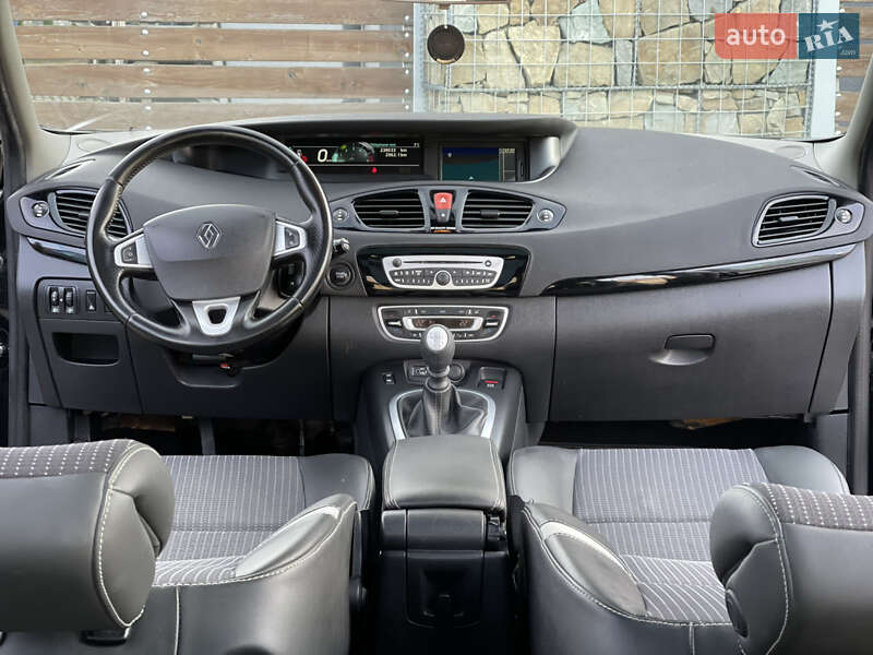 Мінівен Renault Grand Scenic 2012 в Стрию