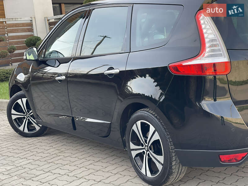 Мінівен Renault Grand Scenic 2012 в Стрию