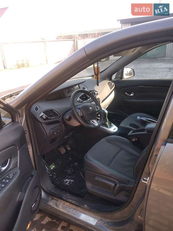 Минивэн Renault Grand Scenic 2011 в Изяславе