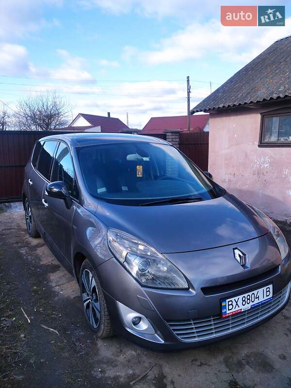 Минивэн Renault Grand Scenic 2011 в Изяславе