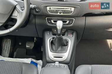 Минивэн Renault Grand Scenic 2011 в 