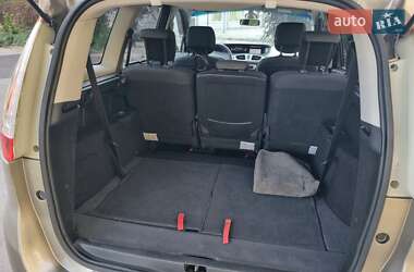 Мінівен Renault Grand Scenic 2012 в 