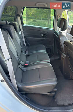 Минивэн Renault Grand Scenic 2012 в 