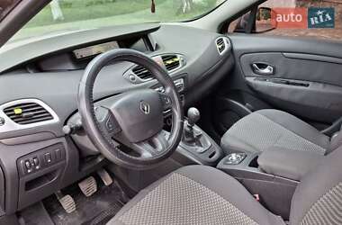 Мінівен Renault Grand Scenic 2010 в 