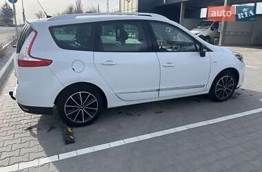 Мінівен Renault Grand Scenic 2013 в 