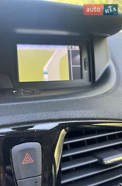Мінівен Renault Grand Scenic 2013 в 