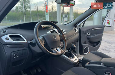 Минивэн Renault Grand Scenic 2010 в 