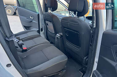 Минивэн Renault Grand Scenic 2010 в 