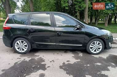Минивэн Renault Grand Scenic 2012 в 